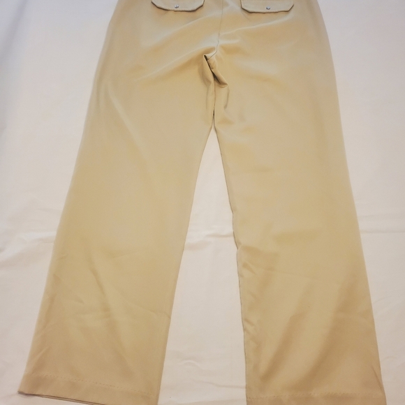 IZOD XFG Stretch Straight Leg Khaki Golf Pants Women's Size 6 Short - Picture 2 of 5